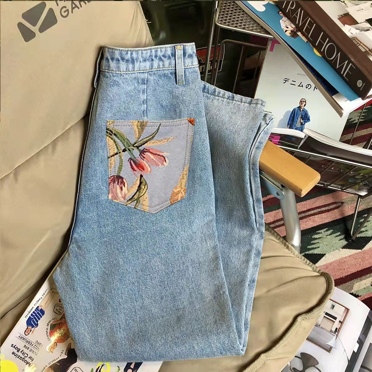 Tulips Print Back Pocketed Jeans